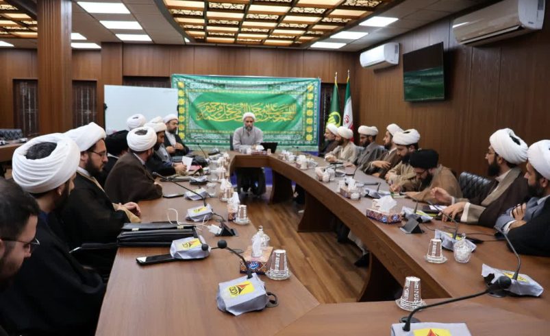 جلسه‌ هم‌افزایی و بررسی دوره کاربینی