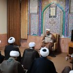 جلسه صمیمی رئیس مرکز تخصصی شهدای محراب با دانش پژوهان