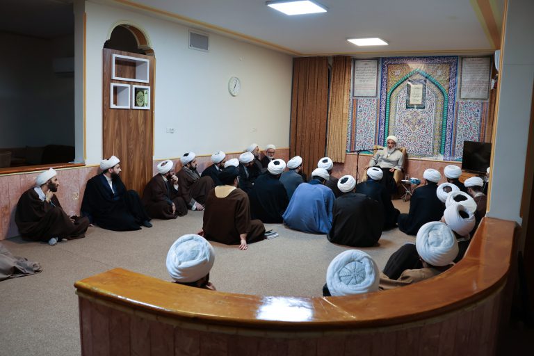 توصیه‌های اخلاقی استاد آیت الله صفایی بوشهری