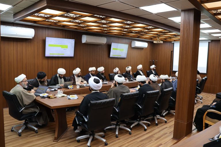 جلسه تبیینی بررسی بیانیه گام دوم انقلاب اسلامی