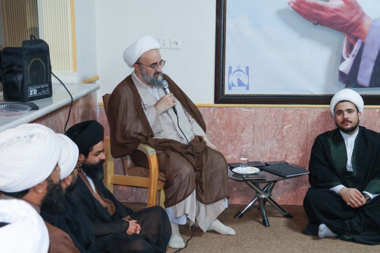 جلسه هم اندیشی با محوریت سالروز تأسیس سپاه پاسداران انقلاب اسلامی