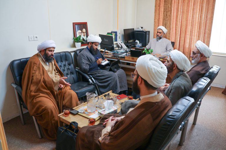 ششمین جلسه هیئت تحریریه نشریه «رسم راهبری» برگزار شد