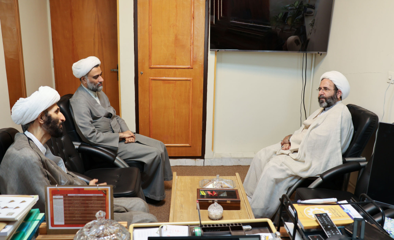 جلسه با حجت الاسلام و المسلمین کمال‌الدین مظلومی زاده