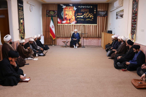 درس اخلاق با حضور حجت الاسلام والمسلمین همتیان